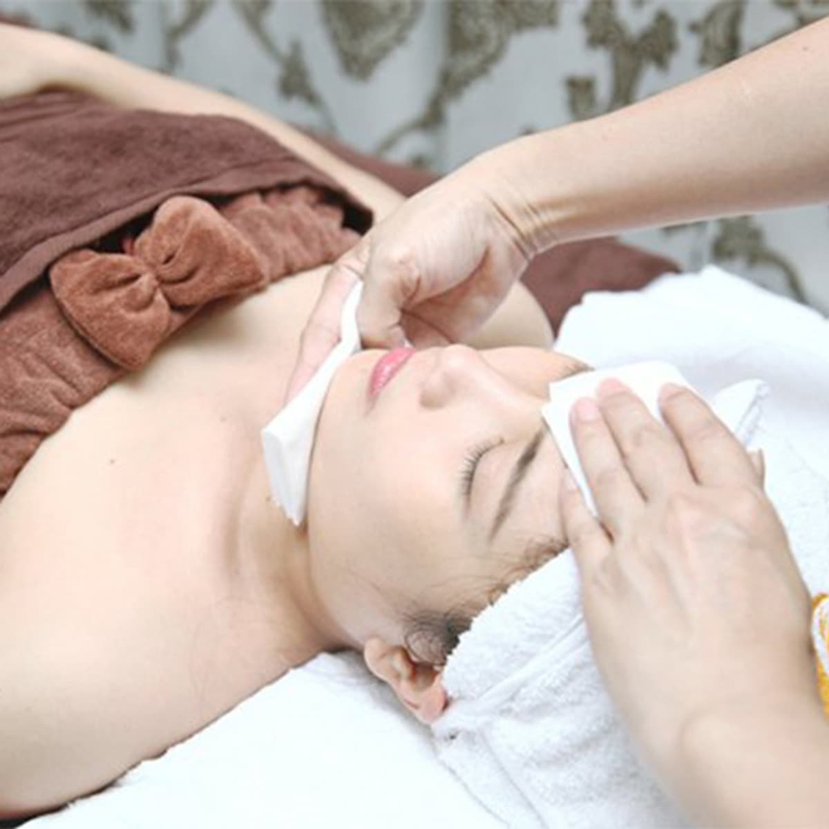 Liệu Trình Phun Oxy Jet Cho Da Sáng Mịn Tại Win Beauty Spa