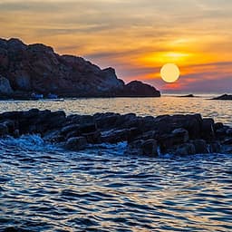 [Tour Tết] tham quan Quy Nhơn - Phú Yên 4 ngày 4 đêm mùng 2 Tết (13/02/2021) khởi hành tại thành phố Hồ Chí Minh bằng xe giường năm chỗ