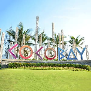 Voucher Xe 4 Chỗ Đưa / Đón Sân Bay Đà Nẵng - Coco Bay