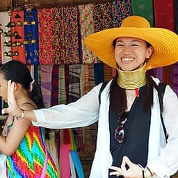 Vé Làng Moo Baan Chon Pao Pattaya, Thái Lan (Vé Vào Cổng + Xem Show)
