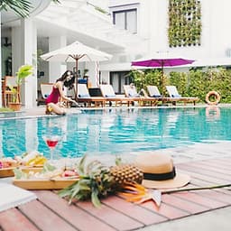 ÊMM Hotel 4* Huế - Trung Tâm Thành Phố, Buffet Sáng, Hồ Bơi, Gần Cầu Trường Tiền & Sông Hương