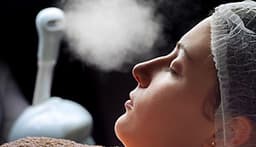 LIỆU TRÌNH CHĂM SÓC DA MẶT MỤN - HIỆU QUẢ SAU LẦN ĐẦU TIÊN