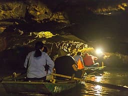 Tour Lễ Hội Bái Đính - Tràng An, khởi hành hàng ngày từ Hà Nội, ăn Buffet trưa 