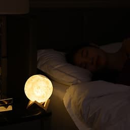Máy Xông Tinh Dầu Tạo Độ Ẩm Moon Light