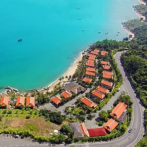 Voucher Xe 4 Chỗ Đưa / Đón Sân Bay Đà Nẵng - Sơn Trà Resort and Spa