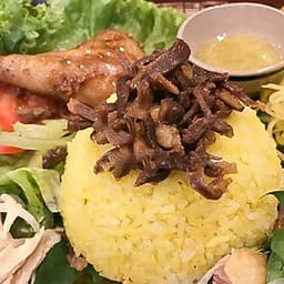 Gà Lên Mâm Nửa Con Tại Cô Quyên Xứ Quảng Tại Asian Food-TT GIGAMALL