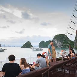 Tour Khám Phá Vịnh Hạ Long 2N1Đ - Khởi Hành Hà Nội - Du Thuyền Hạ Long Silver Sea 4* Dành Cho 01 Người