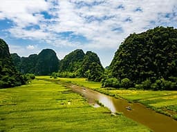 Tour Lễ Hội Hoa Lư - Tam Cốc, Khởi hành hàng ngày từ Hà Nội, ăn Buffet trưa