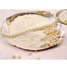 PHI THUYỀN HẤP TRẮNG DƯỠNG DA BODY VỚI TINH CHẤT NGỌC TRAI HÀN TẠI L’AQUA BEAUTY