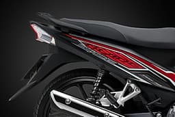 Xe Honda Blade 2019 - Phanh Cơ, Vành Nan Hoa 