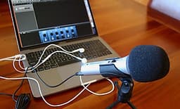 Micro Dynamic Audio Technica ATR2100-USB - Hàng Chính Hãng