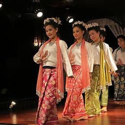 Vé Ăn Tối Khantoke Ở Old Chiang Mai Cultural Center, Thái Lan