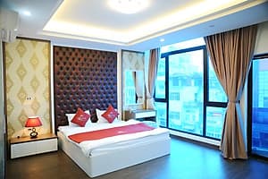 Royal Hotel Near Westlake -City View Room