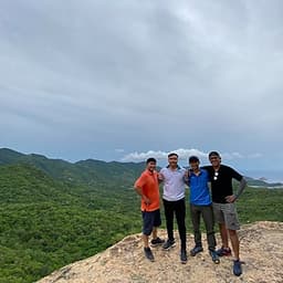 Tour 2N2Đ Sài Gòn - Núi Chúa - Vịnh Vĩnh Hy - Leo Núi Trekking 7Km - Suối Lồ Ồ - Cắm Trại Lalaland Camping Bên Biển, Khởi Hành Tối Thứ 6 Hàng Tuần