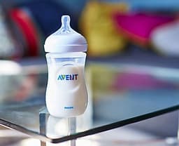 SET 3 BINH SỮA PHILIPS  AVENT NATURAL  SCF013/37 -260 ML  MÀU TRẮNG  TY MẪU MỚI