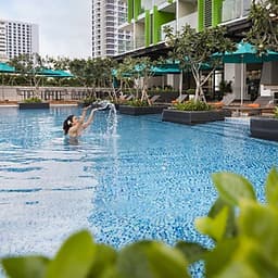 Ariyana SmartCondotel 5* Nha Trang - Gói 3N2Đ Dành Cho 02 Người, Bữa Sáng, Hồ Bơi, Gần Biển, Đón Sân Bay