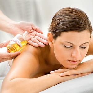 Massage Thư Giãn Tinh Dầu 90 Phút Tại Paradise Beauty & Spa