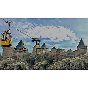 SHUTTLE BUS BA NA HILLS CẦU VÀNG