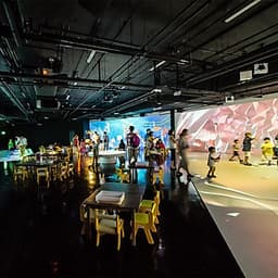 Vé Tham Quan Công Viên Mosh! Ở Singapore