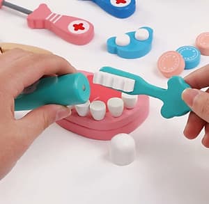 Bộ đồ chơi bác sĩ bằng gỗ