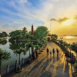 City Tour Hà Nội 01 Ngày: Lăng Bác - Hoàng Thành Thăng Long - Văn Miếu - Chùa Trấn Quốc - Hồ Hoàn Kiếm, Khởi Hành Hàng Ngày
