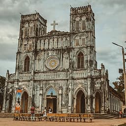 [Tour Tết] tham quan Quy Nhơn - Phú Yên 4 ngày 4 đêm mùng 2 Tết (13/02/2021) khởi hành tại thành phố Hồ Chí Minh bằng xe giường năm chỗ