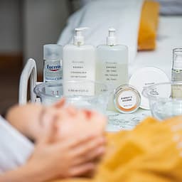 Combo Chăm Sóc Da Chuyên Sâu Với Liệu Trình Điện Di Vitamin C + Massage Đầu Cổ Vai Tại L’amie Spa