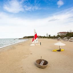 Victoria Hội An Beach Resort & Spa 4* - Buffet Sáng, Hồ Bơi Vô Cực Bên Biển, Top 20 Khu Nghỉ Dưỡng Châu Á