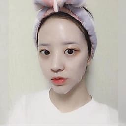 Combo 10 Mặt nạ dưỡng da trắng sáng và làm đều màu da BNBG Vita Genic Whitening Jelly Mask (Vitamin C) 30ml x 10