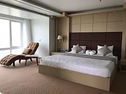 Combo Cần Thơ 3N2Đ: Holiday One Hotel 4* + Xe Đưa Đón Sân Bay Cần Thơ - Tặng Tour Chợ Nổi
