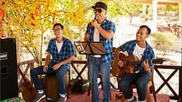 Combo Tour Đảo Yến Đông Tằm và Tour Hang Rái Vườn Nho Đồng Cừu