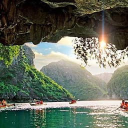 Trải Nghiệm Cực Sốc Tour Du Lịch 2 Ngày 1 Đêm Ngủ Trên Du Thuyền  5 Sao Aphrodite  Cruises Thăm Vịnh Hạ Long, Trải Nghiệm Chèo Thuyền  Kayak