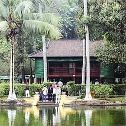 City Tour Hà Nội 01 Ngày: Lăng Bác - Hoàng Thành Thăng Long - Văn Miếu - Chùa Trấn Quốc - Hồ Hoàn Kiếm, Khởi Hành Hàng Ngày