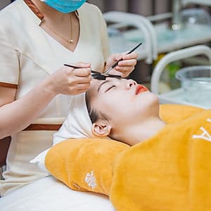 Combo Chăm Sóc Trị Liệu Da Mụn + Massage Đầu Cổ Vai Tại L’amie Spa