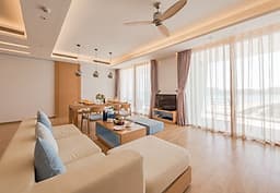 VOUCHER TRIPLUX - 4N3Đ TẠI HỆ THỐNG KHU NGHỈ DƯỠNG FLC- Áp dụng Từ thứ 6 đến thứ 2 DÀNH CHO  2 NGƯỜI LỚN + 2 TRẺ EM DƯỚI 6 TUỔI