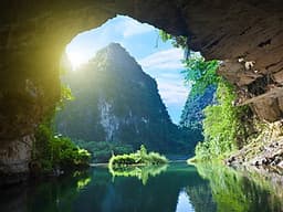 Tour Lễ Hội Hoa Lư - Tam Cốc, Khởi hành hàng ngày từ Hà Nội, ăn Buffet trưa