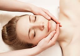 HERBAL SPA - LIỆU TRÌNH CHĂM SÓC DA MẶT CHUYÊN SÂU - MANG ĐẾN VẺ ĐẸP TỰ NHIÊN 