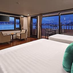 TourTrọn Gói 2N1Đ Ngủ Đêm Trên Du Thuyền 5 Sao Alisa Premier Sang Trọng, Có Bể Bơi (Miễn phí chèo thuyền Kayak khám phá Vịnh Hạ Long, Hang Sửng Sốt, Đảo Titop))