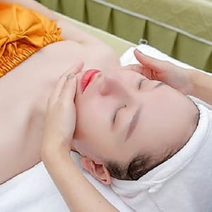 Thư Giãn Ủ Dưỡng Chất Giúp Da Trắng Mịn Tại Thẩm Mỹ Nắng Mai