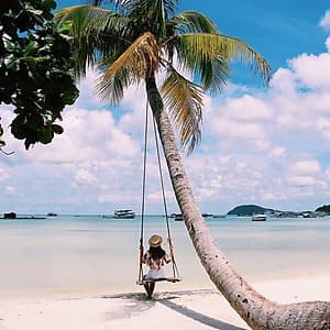 Voucher Xe 4 Chỗ Đưa / Đón Sân Bay Phú Quốc - Khu vực Dương Đông 3 ( đường 30/4 và Nguyễn Trung Trực)
