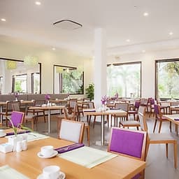 ÊMM Hotel 4* Huế - Trung Tâm Thành Phố, Hồ Bơi, Gần Cầu Trường Tiền & Sông Hương, Ưu Đãi Không Ăn Sáng