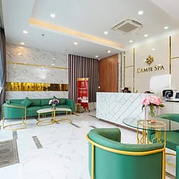 Combo Chăm Sóc Da Chuyên Sâu Với Liệu Trình Điện Di Vitamin C + Massage Đầu Cổ Vai Tại L’amie Spa