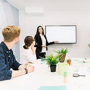 KHÓA HỌC HCM - KHƠI DẬY QUYỀN NĂNG LỜI NÓI