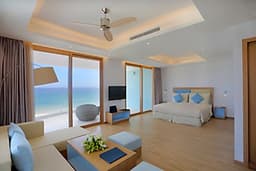 VOUCHER TRIPLUX - 4N3Đ TẠI HỆ THỐNG KHU NGHỈ DƯỠNG FLC- Áp dụng Từ thứ 6 đến thứ 2 DÀNH CHO  2 NGƯỜI LỚN + 2 TRẺ EM DƯỚI 6 TUỔI