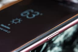 Điện Thoại Samsung Galaxy S9 - Hàng Chính Hãng (Đã Kích Hoạt) Bảo Hành 12 Tháng
